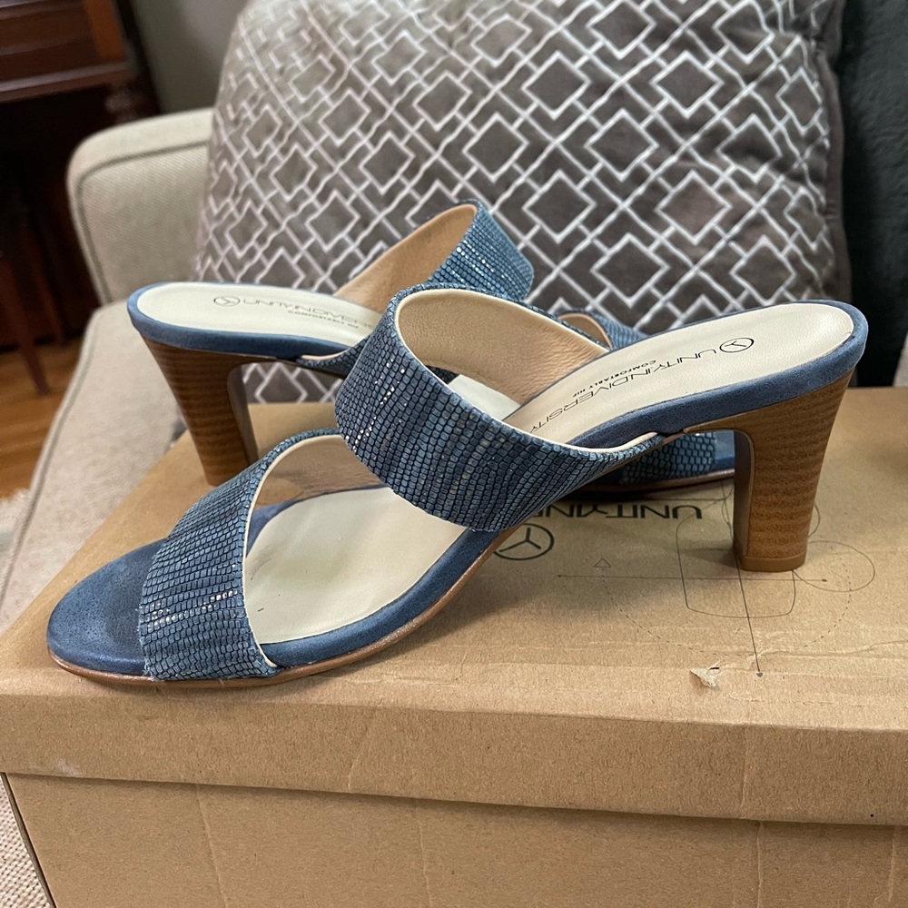 Unity In diversity beguile sandals blue sz 7.5 $140